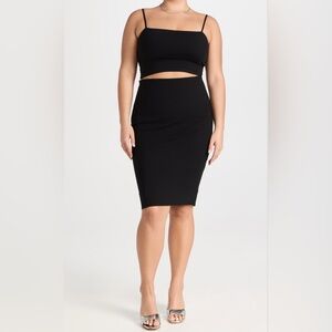 SPANX perfect black Knee-Length Pencil Skirt size large